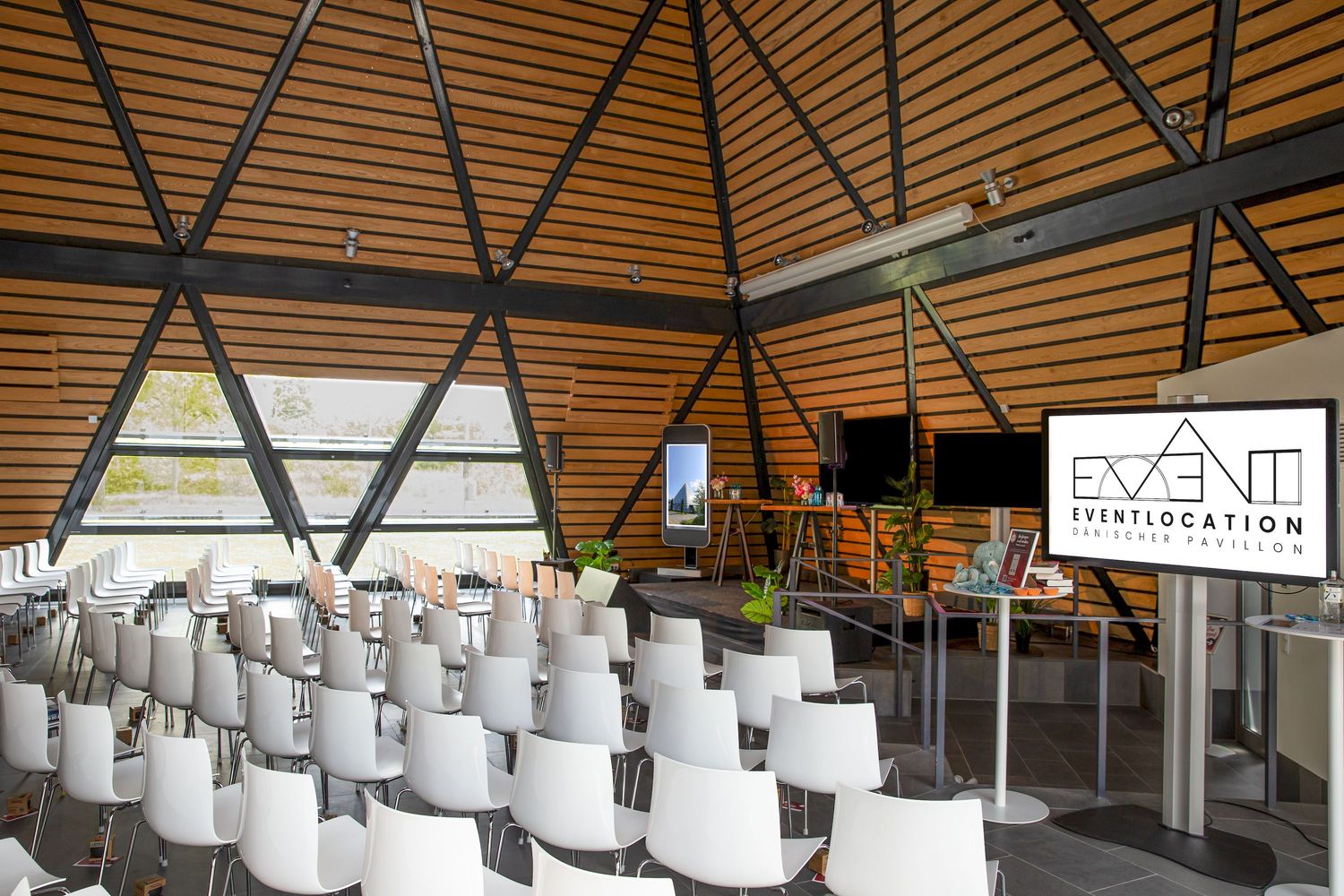 Die Pyramide Dänischer EXPOPavillon Hannover